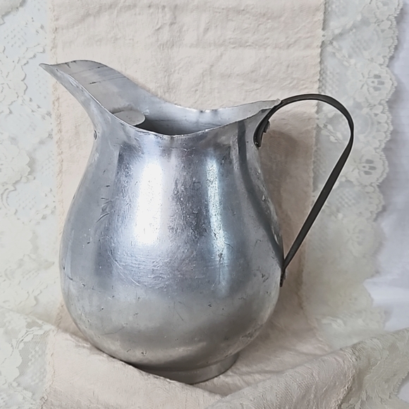 Vintage Shabby Chic / French Country Aluminum Hand Held Pitcher - Picture 4 of 9